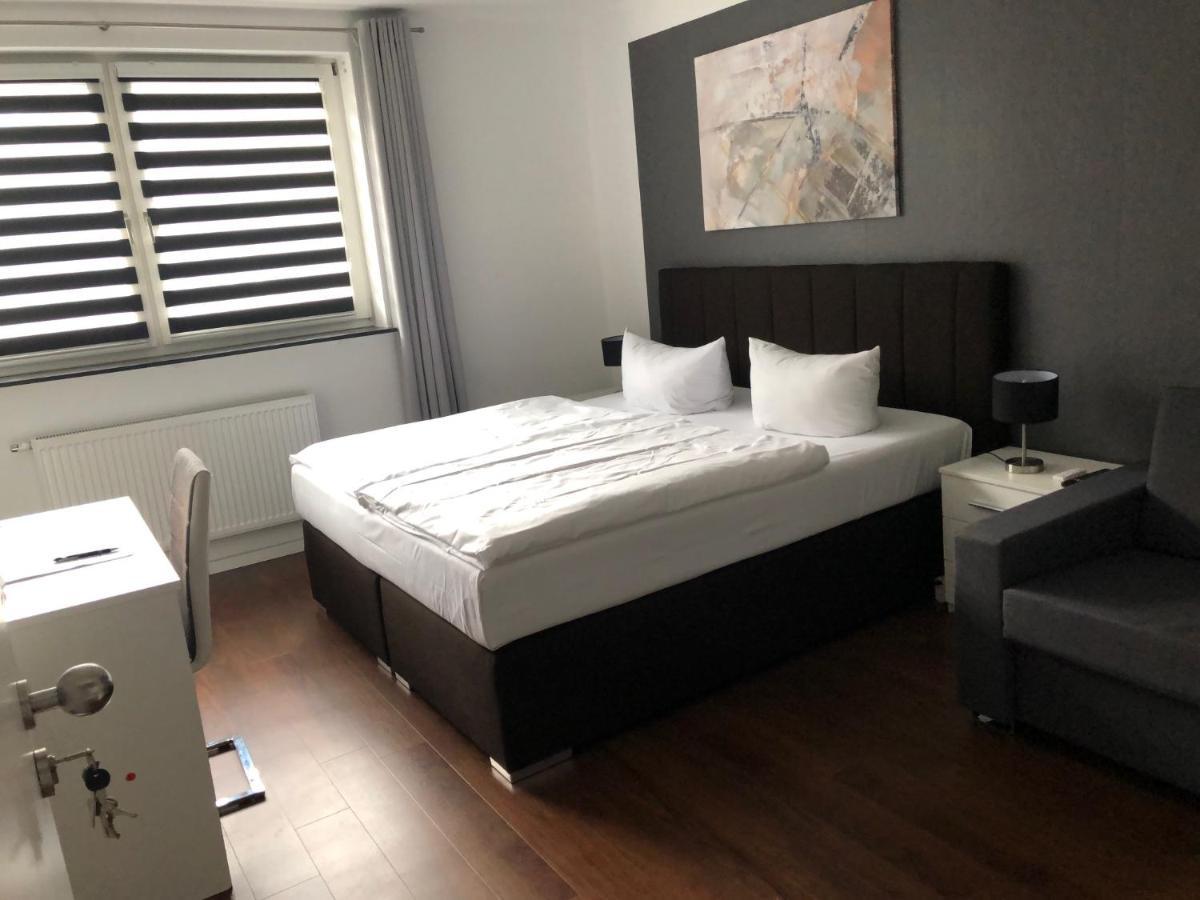 קאסל Hotel Teatro מראה חיצוני תמונה